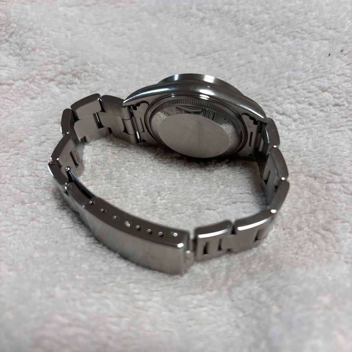 Rolex Oyster Perpetual Date 15210 (Z-series late model)