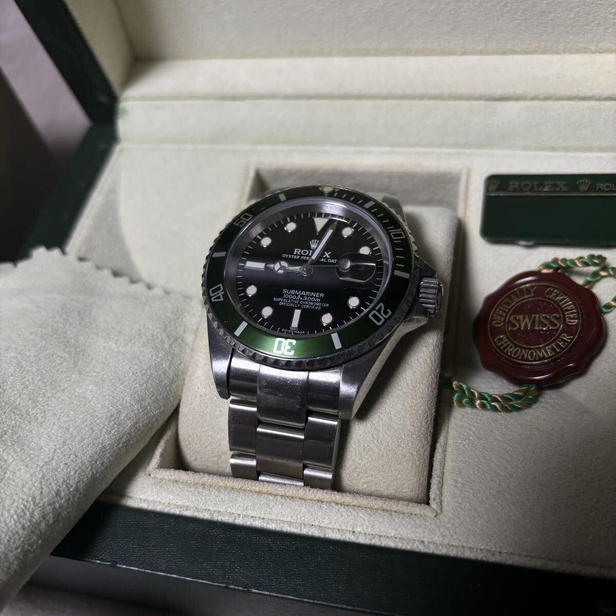 ROLEX Submariner 16610LV Green Bezel, Black Dial Caliber 3135