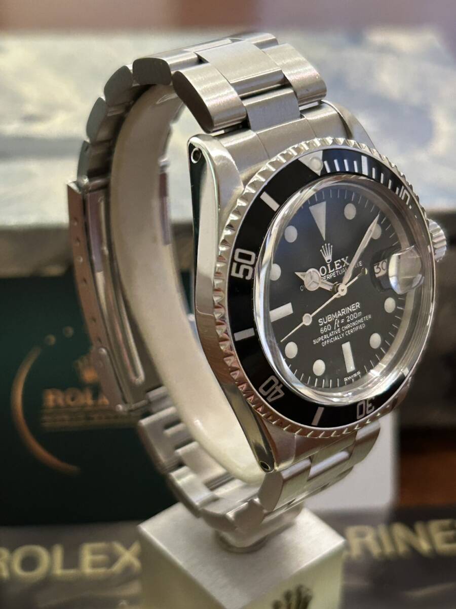 Rolex 1680 with warranty, rare antique Submariner