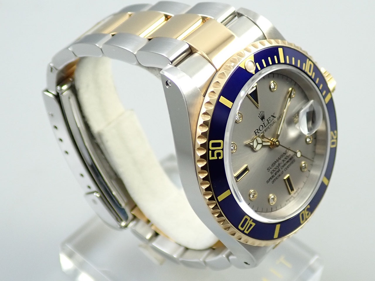 Rolex Submariner Date Reference 16613SG