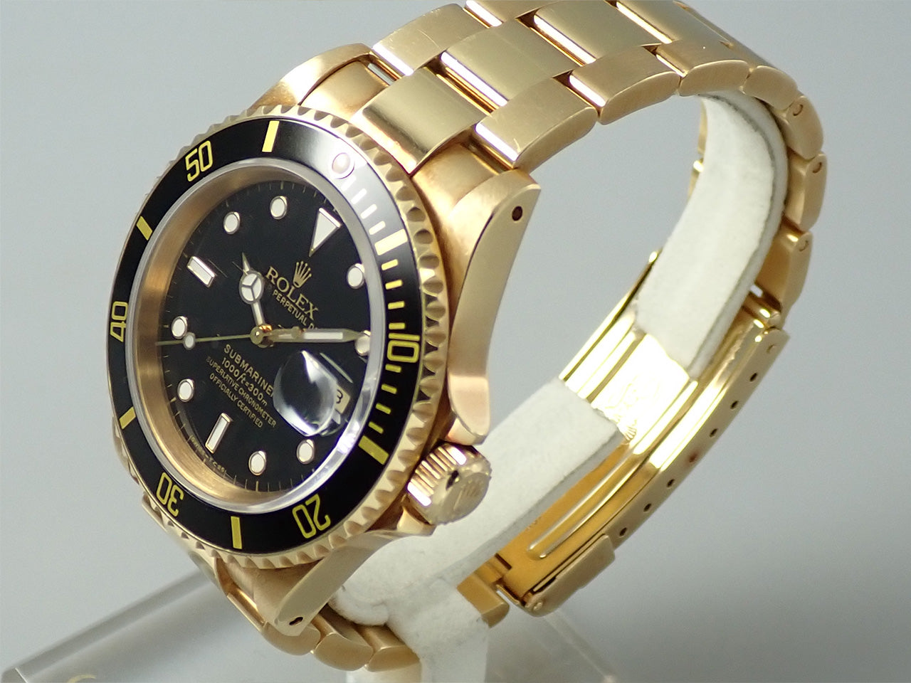 Rolex Submariner Date Reference 16618