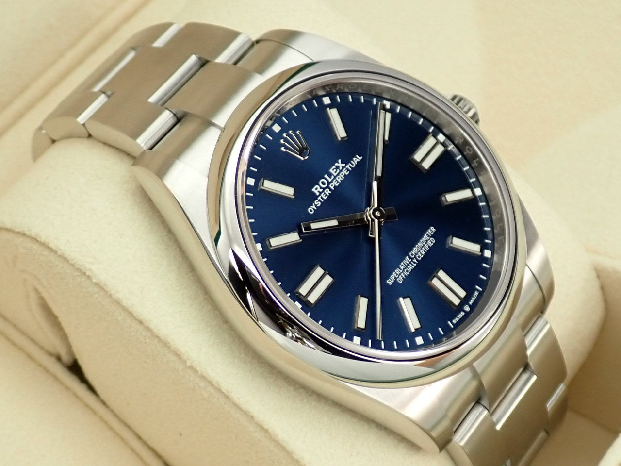 Rolex Oyster Perpetual 41 Reference 124300