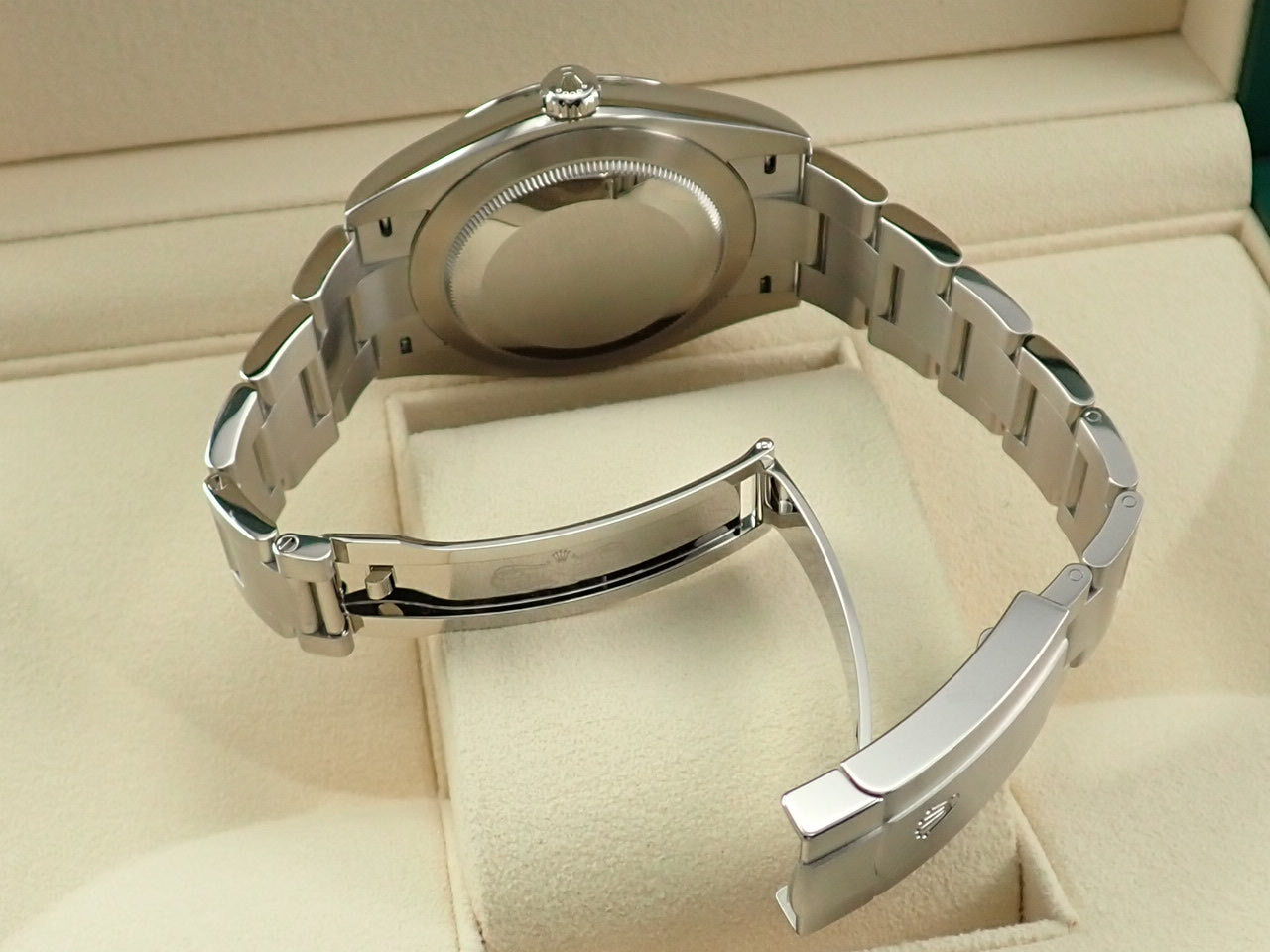 Rolex Oyster Perpetual 41 Reference 124300