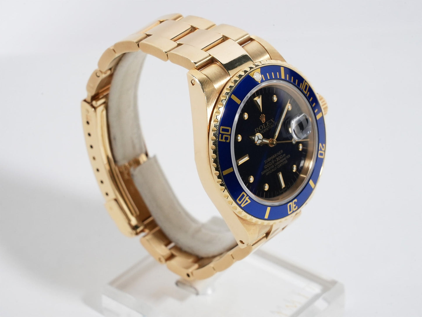Rolex Submariner Date Ref.16808 R number
