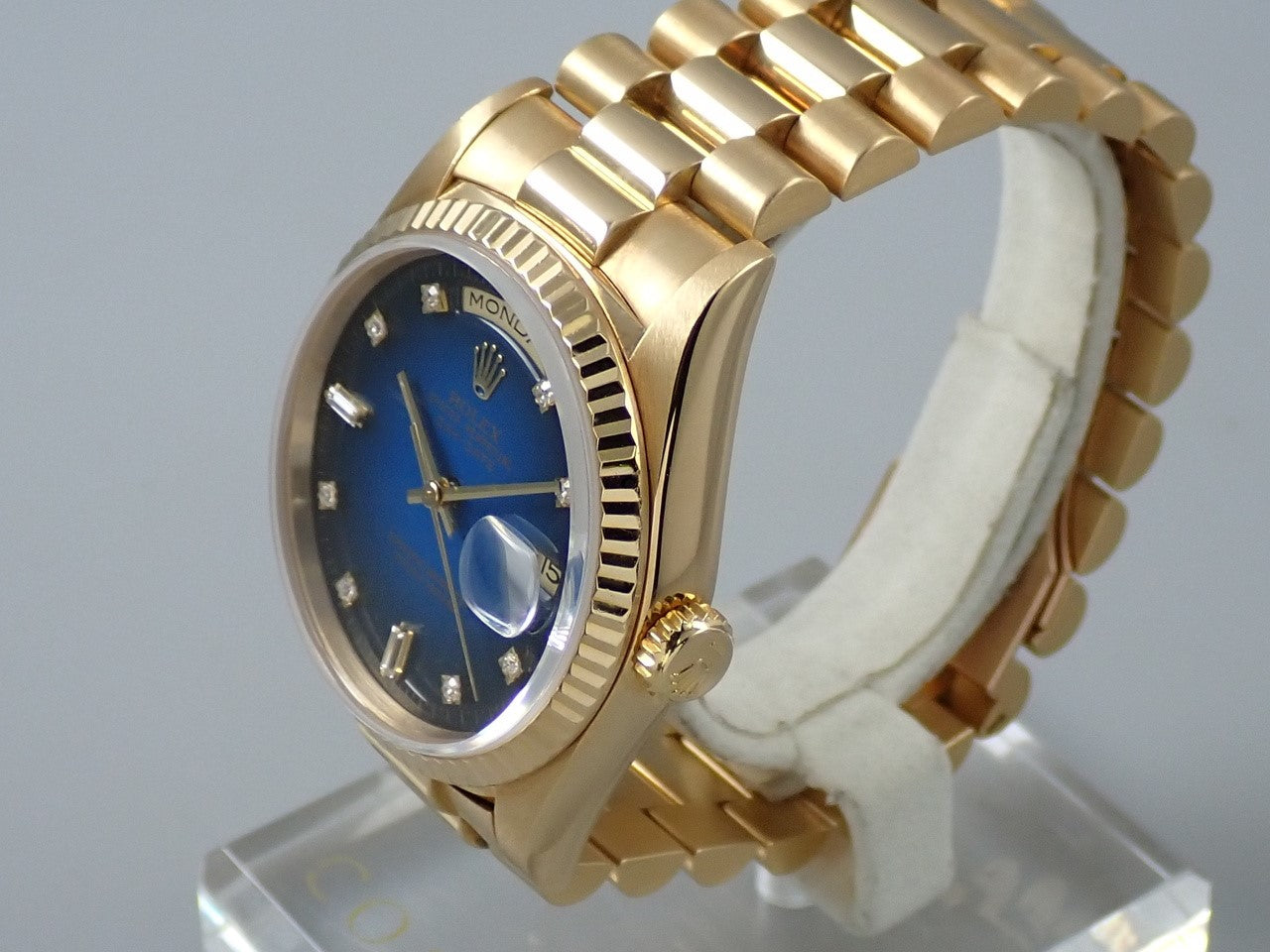 Rolex Day Date 36 Ref.18238A W serial