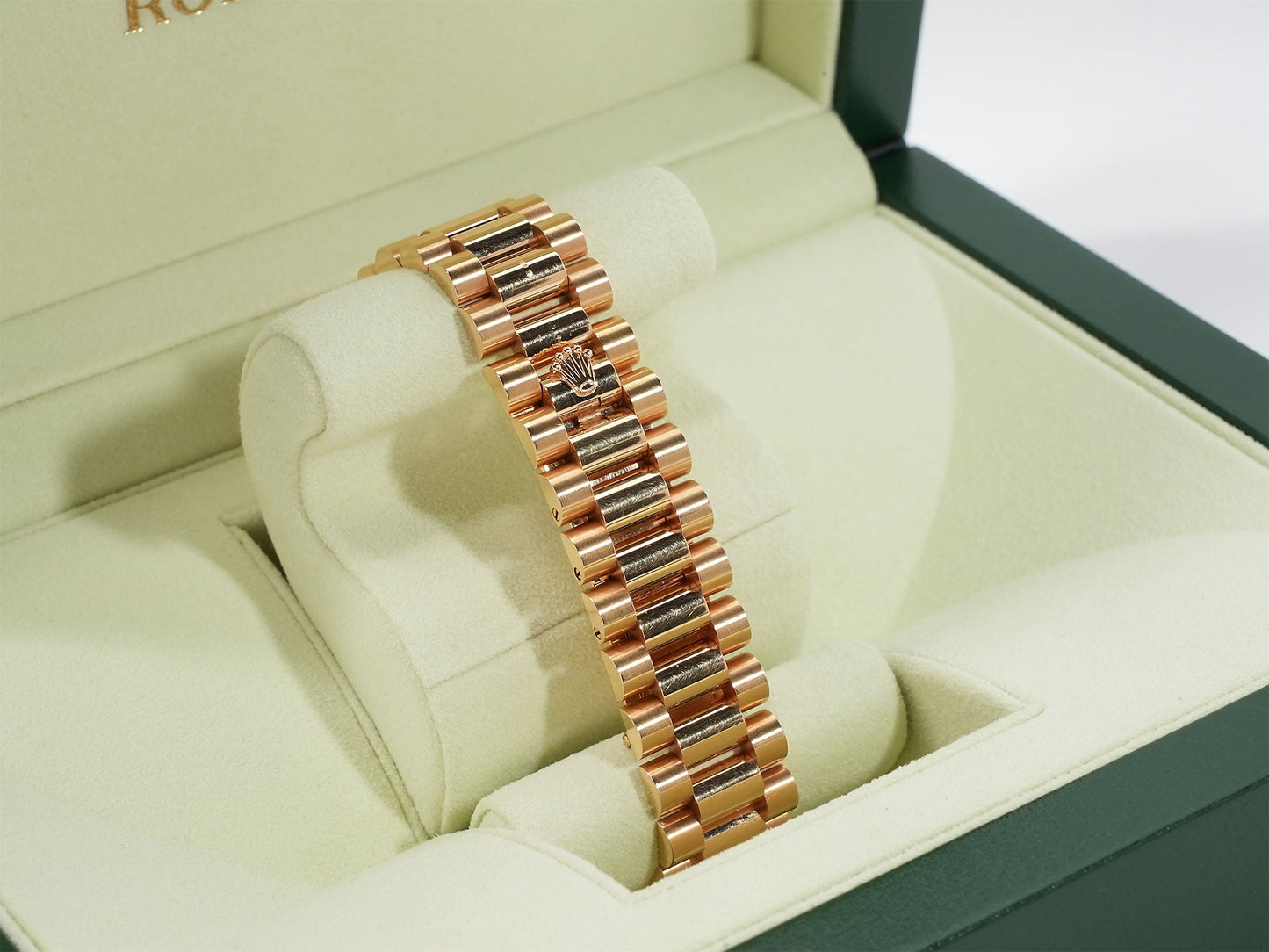 Rolex Day Date Ref.118235A D number