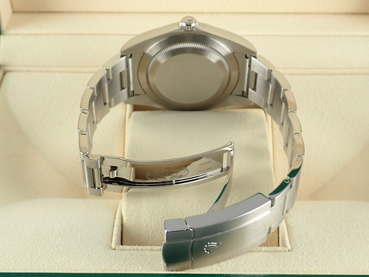 Rolex Oyster Perpetual Reference 114300