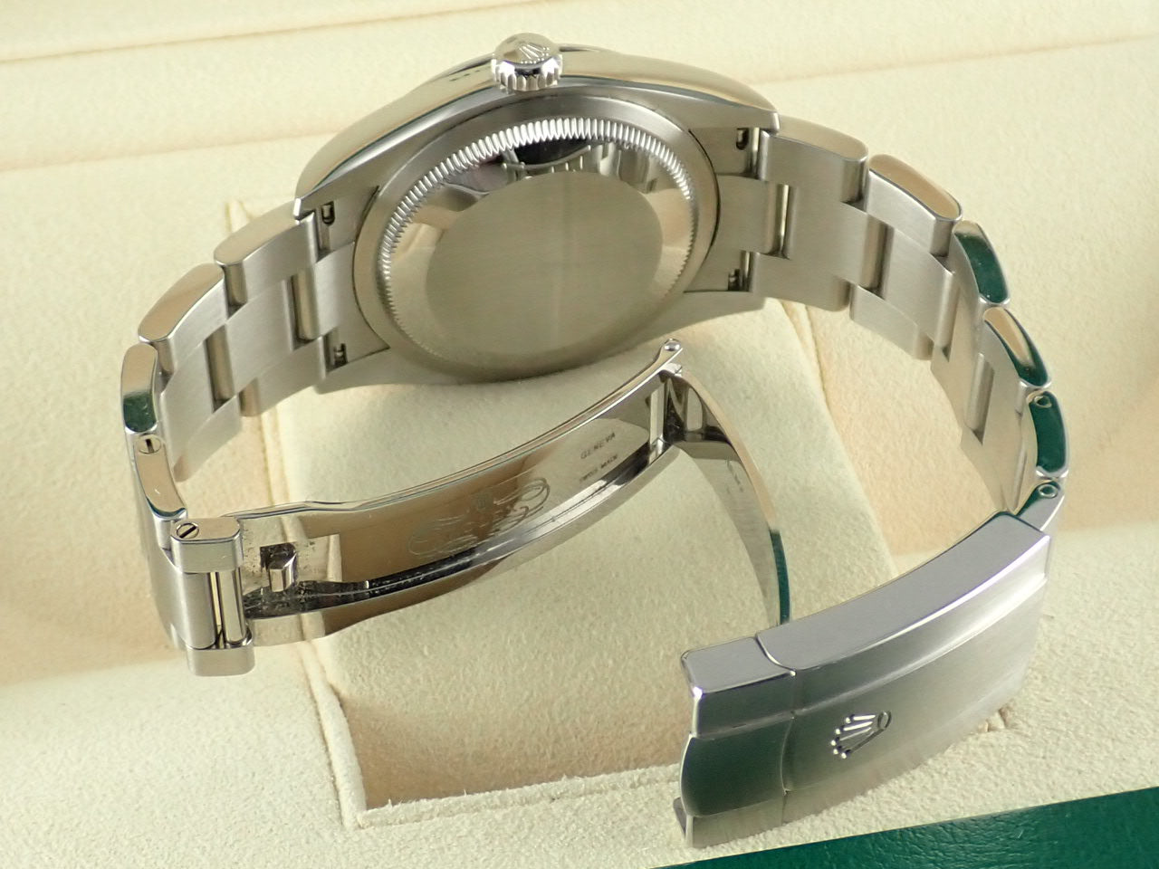 Rolex Oyster Perpetual 36 Reference 126000
