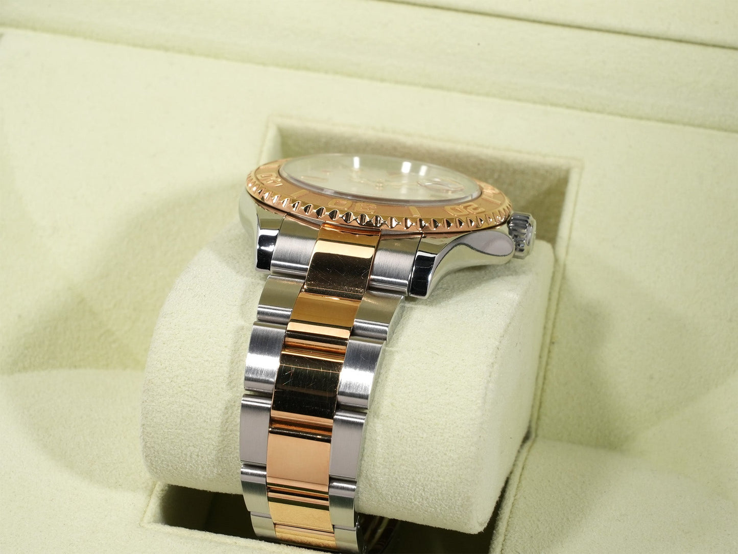 Rolex Yacht-Master 40 Ref.16623NGR Z number