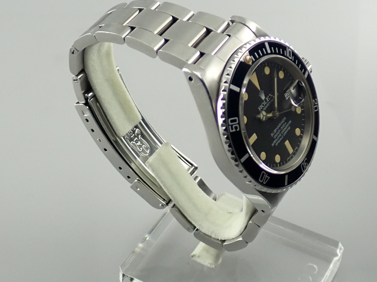 Rolex Submariner Reference 16800 No. 74