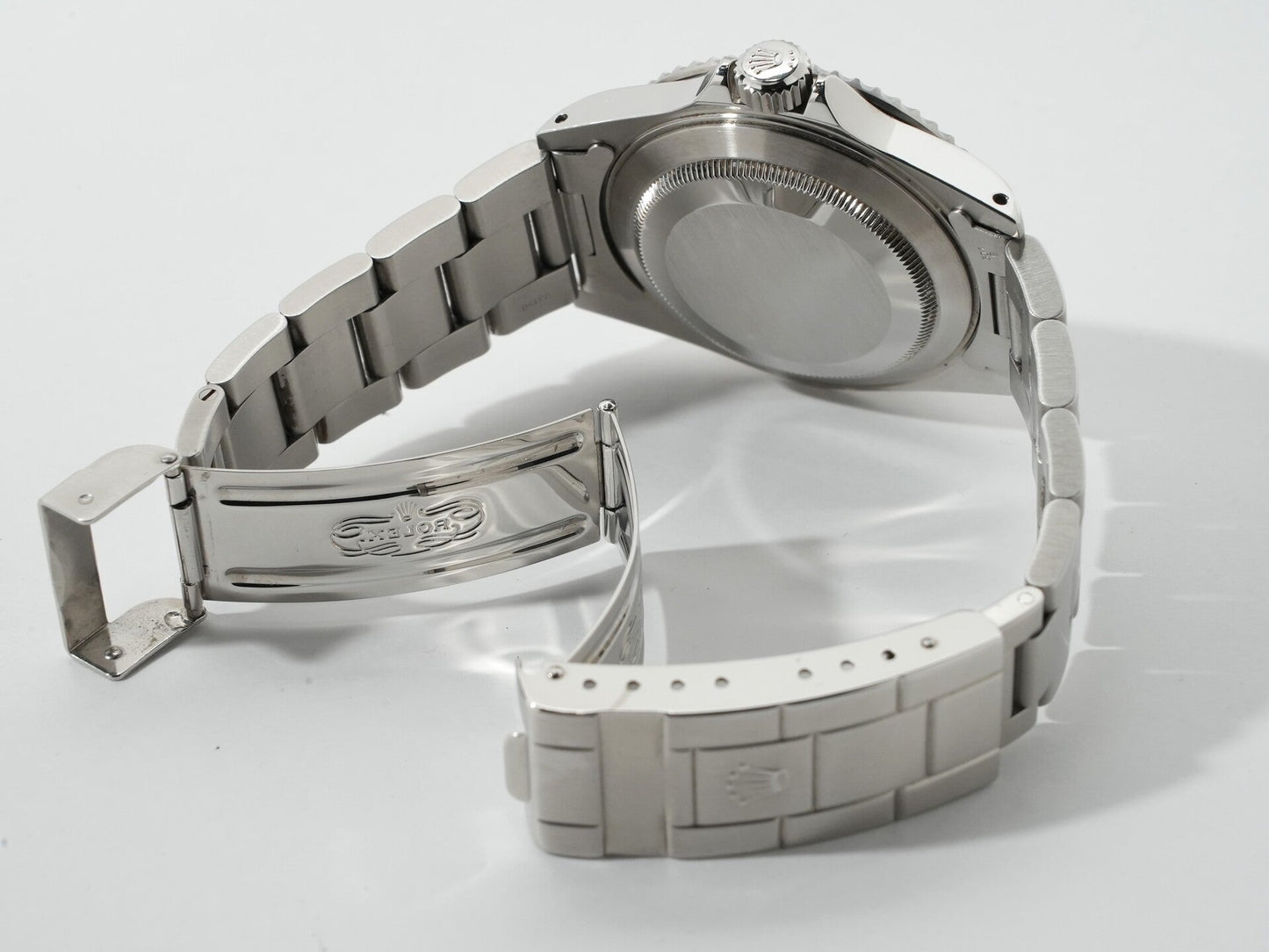 Rolex Submariner No Date Ref.14060M P number