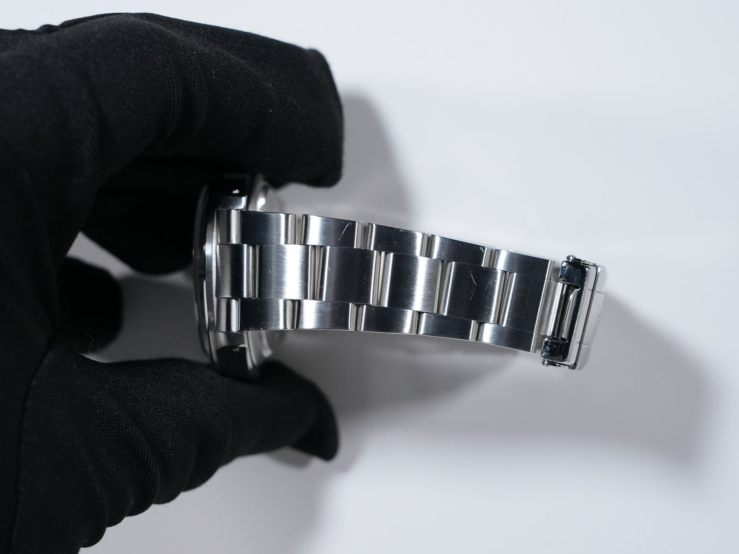Rolex Explorer II Ref.16570 P number