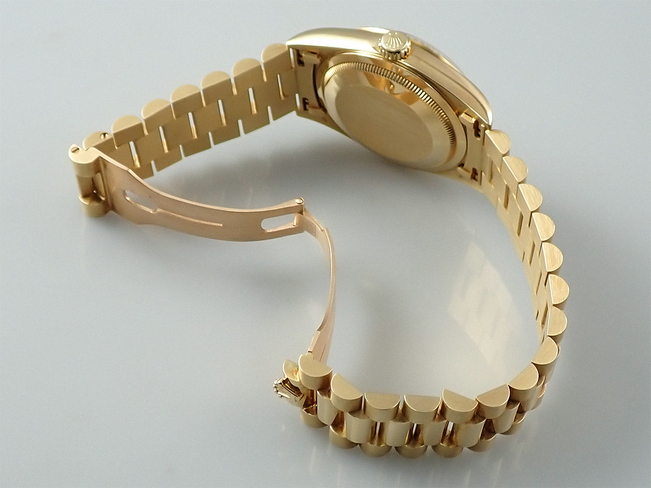 Rolex Day-Date 36 Ref.18238NGE S serial