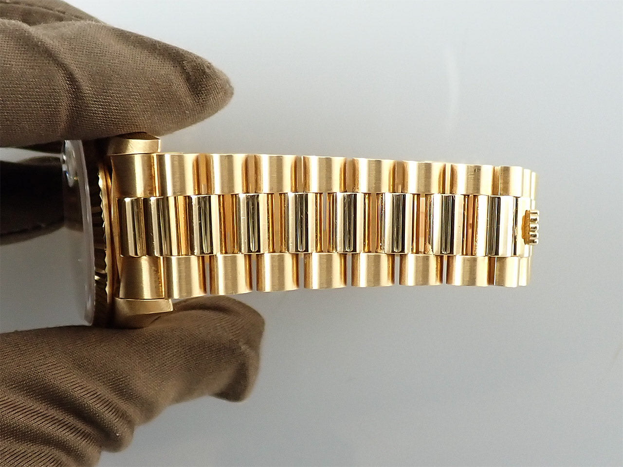 Rolex Day-Date 36 Ref.18238NGE S serial