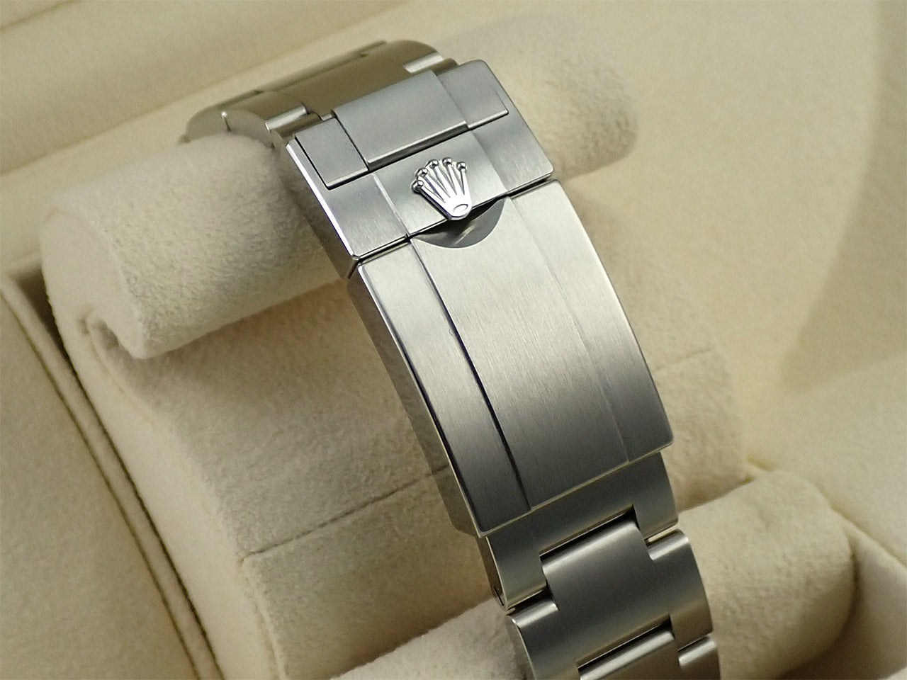 Rolex Explorer II Reference 226570