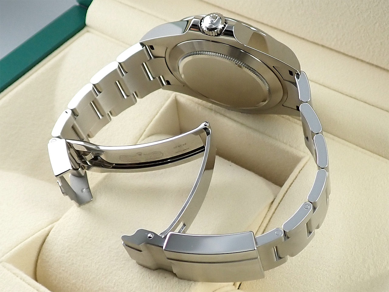 Rolex Explorer II Reference 226570