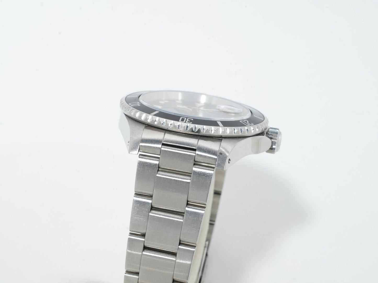 Rolex Submariner Date TIFFANY & CO. Ref.16610 L number
