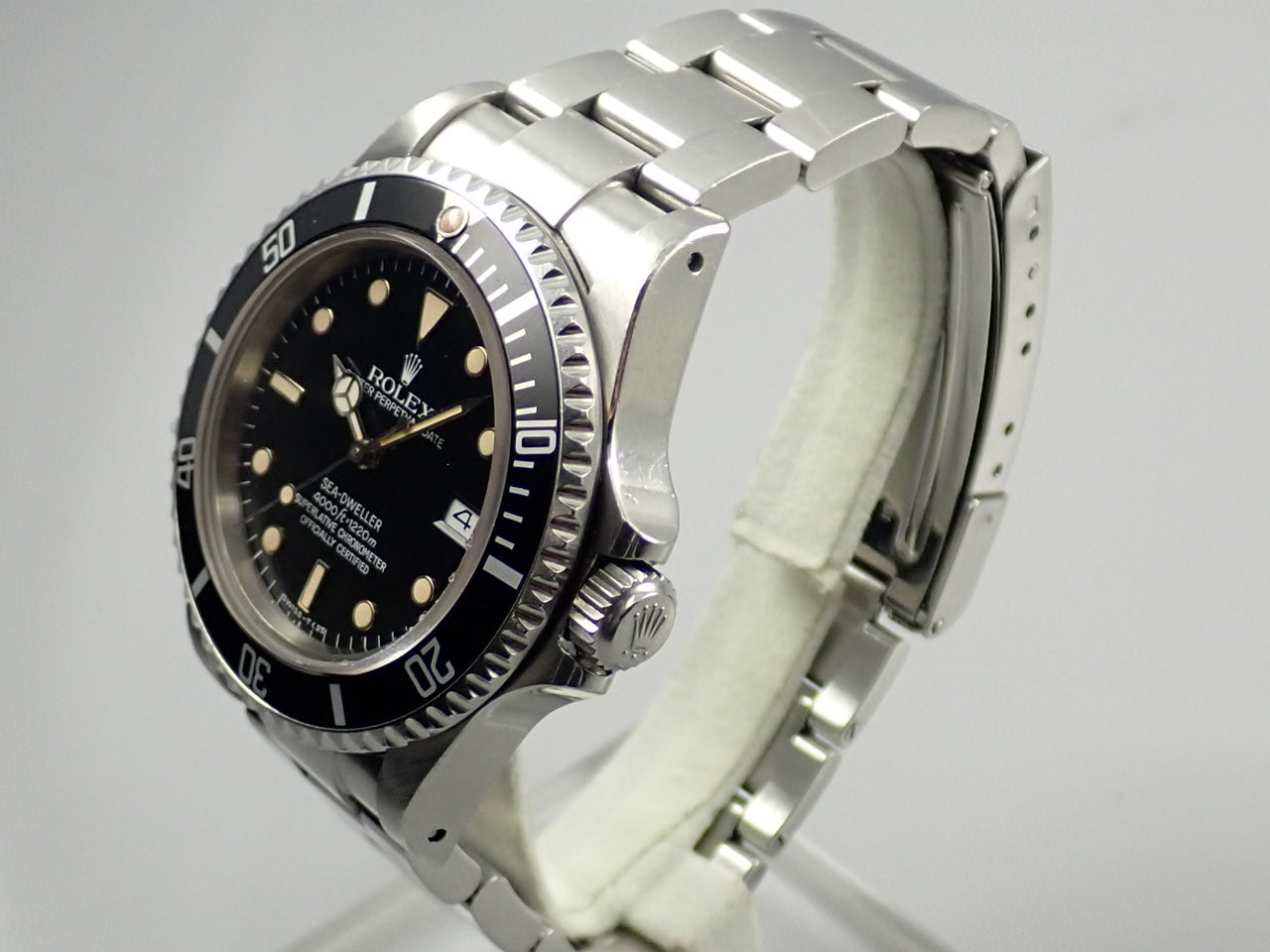 Rolex Sea-Dweller Triple Six Reference 16660 No. 82