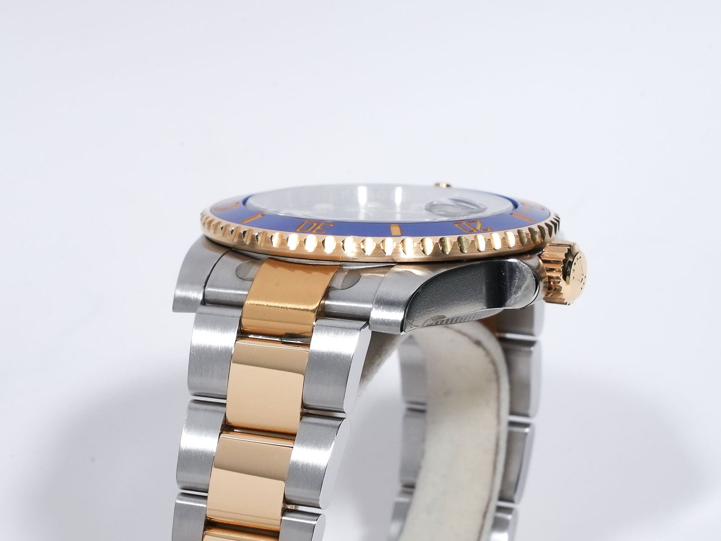 Rolex Submariner Date Ref.116613LB V number
