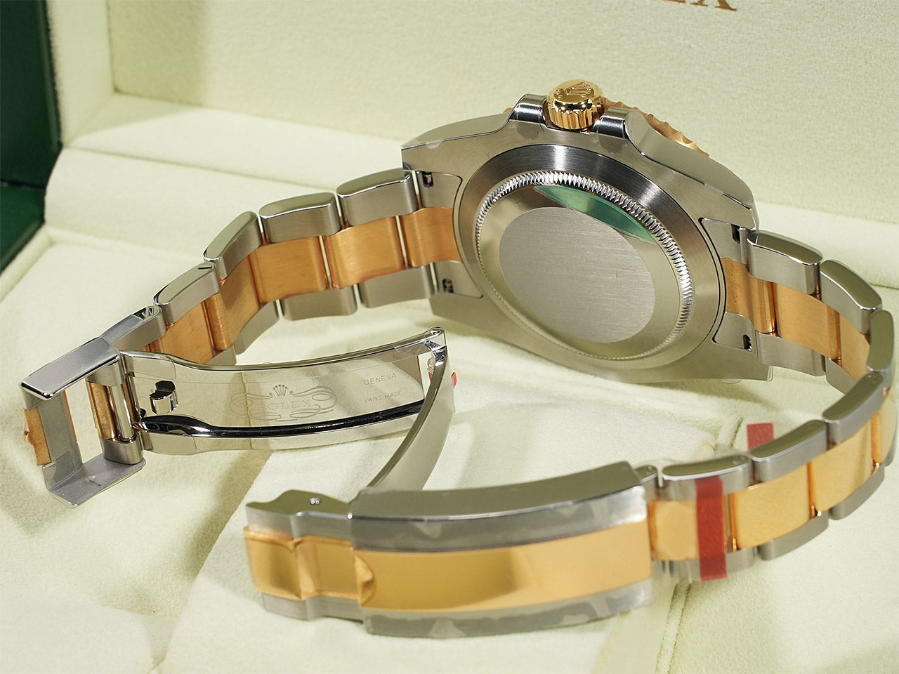 Rolex Submariner Date Ref.116613GLB V number