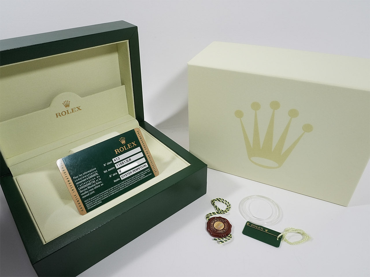 Rolex Submariner Date Ref.116613GLB V number