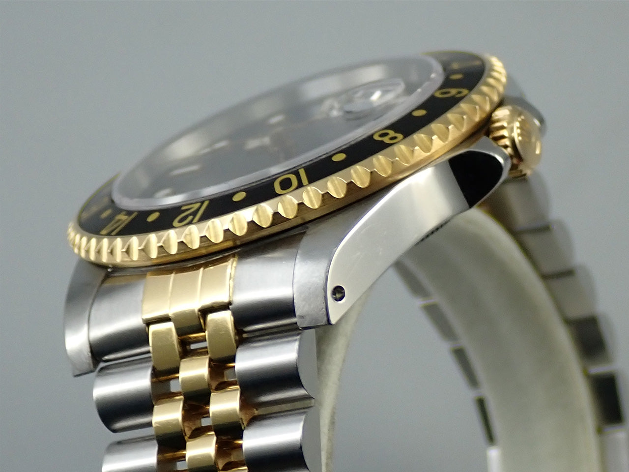 Rolex GMT-Master II Ref.16713 R number