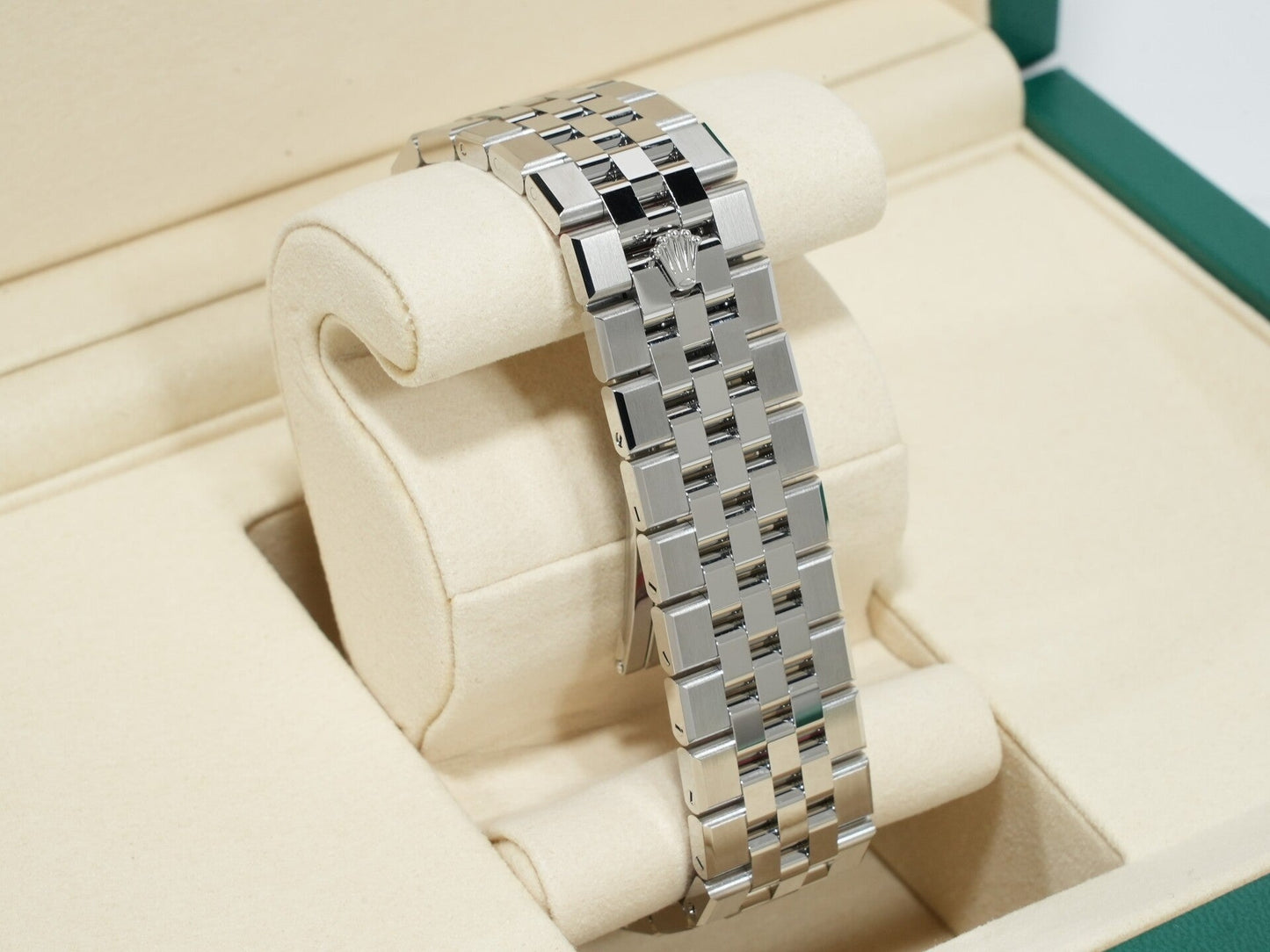 Rolex Land Dweller Reference 127334
