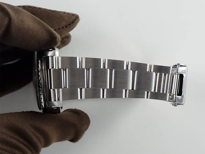Rolex Submariner  Reference 5513 No. 28