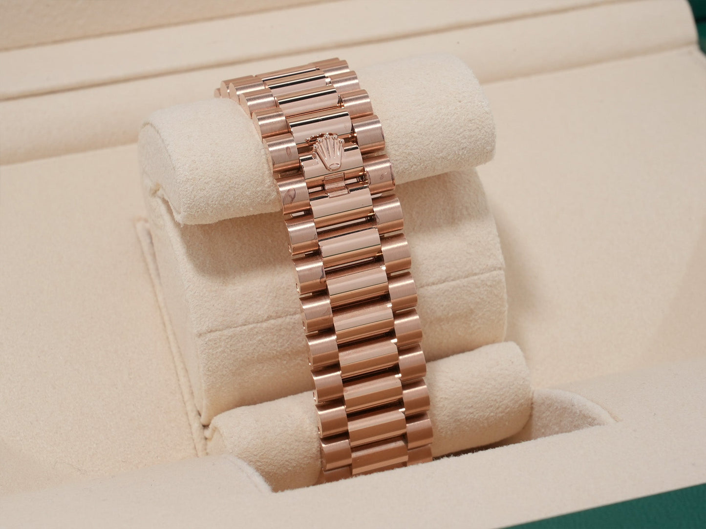 Rolex Day-Date 40 Reference 228235