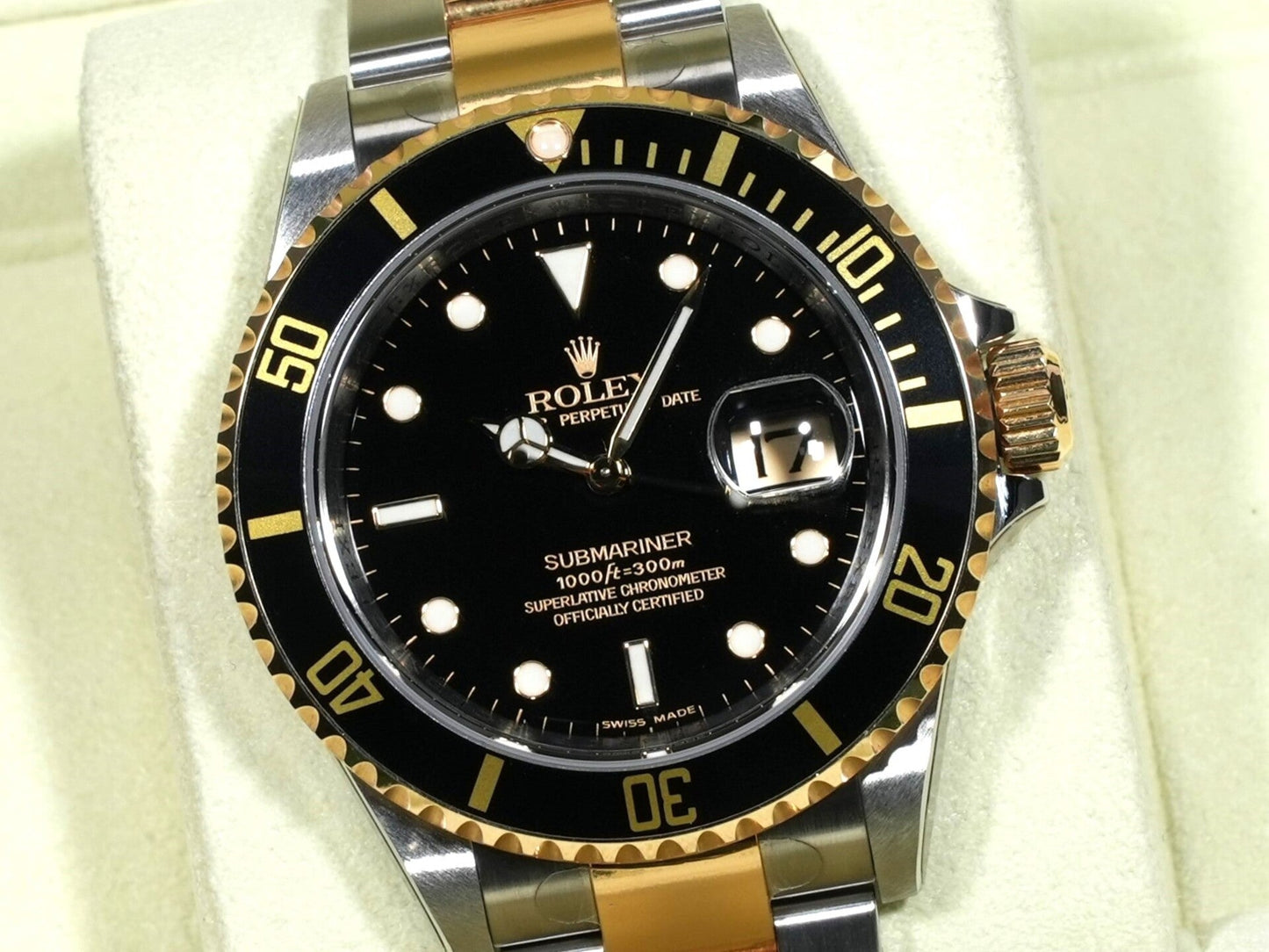 Rolex Submariner Date Ref.16613LN V number