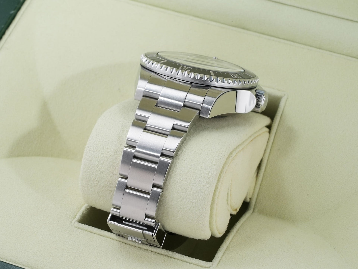 Rolex Sea-Dweller Deep Sea Ref.116660 M