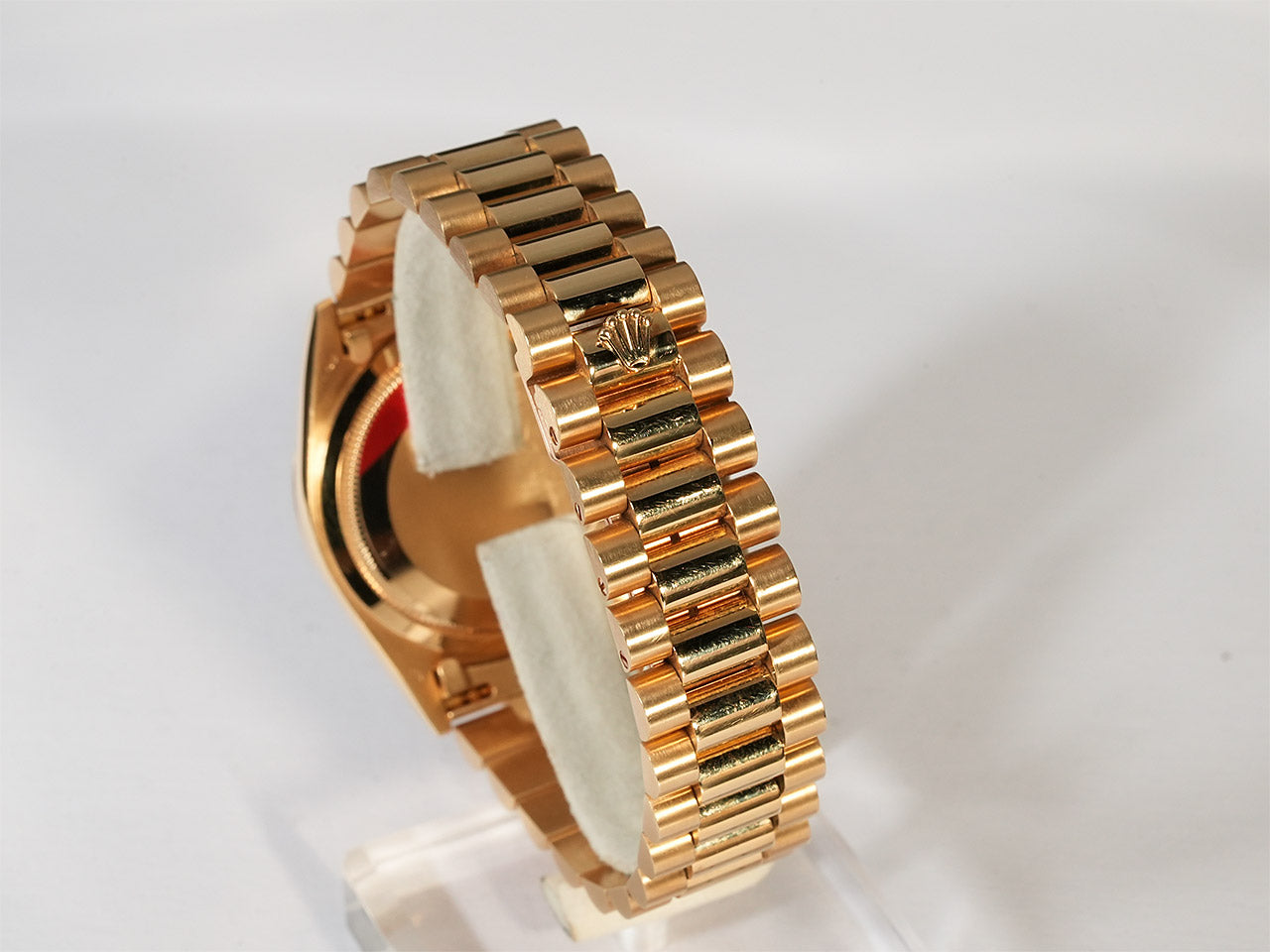 Rolex Day Date 36 Ref.18238G W number