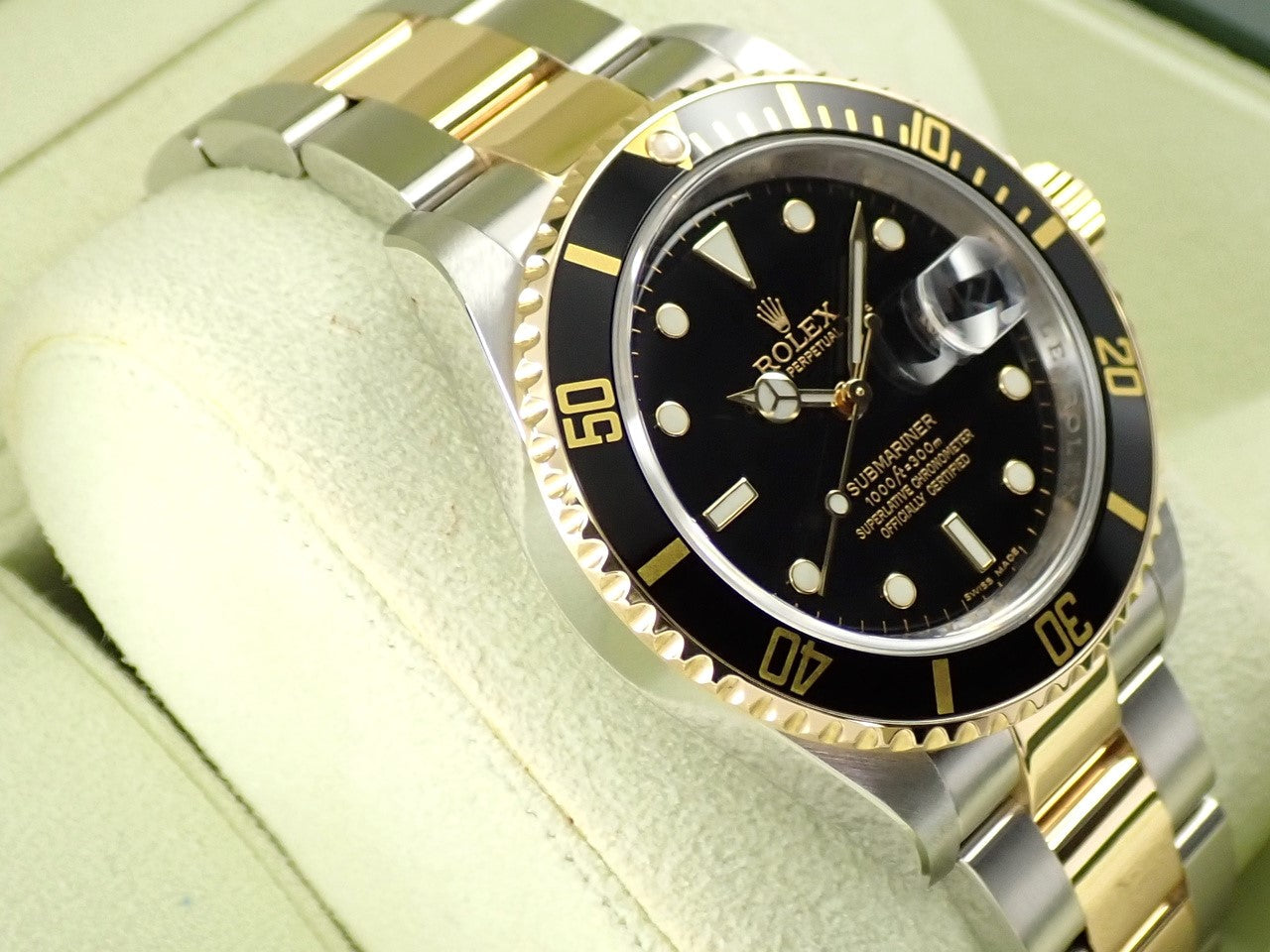 Rolex Submariner Date Ref.16613LN M number