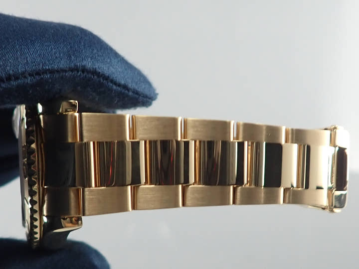 Rolex Yacht-Master  Ref.16628 Y series