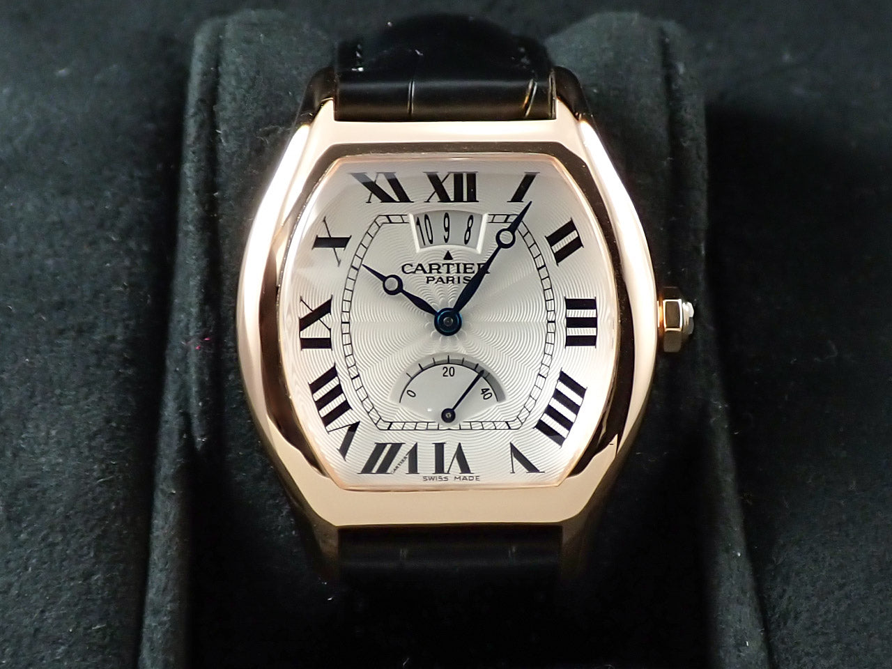 Cartier Tortue Power Reserve Date Reference 2689G