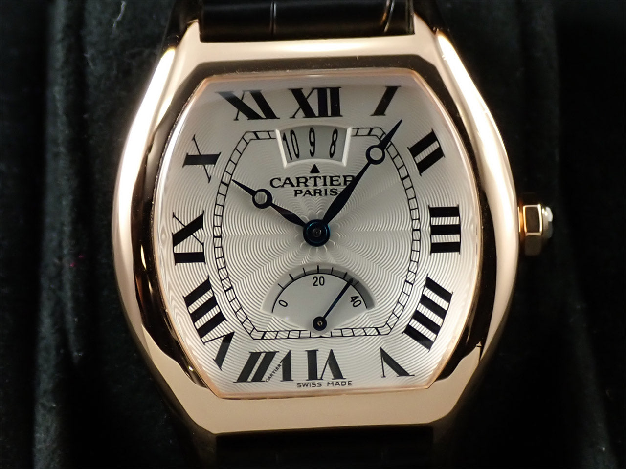 Cartier Tortue Power Reserve Date Reference 2689G