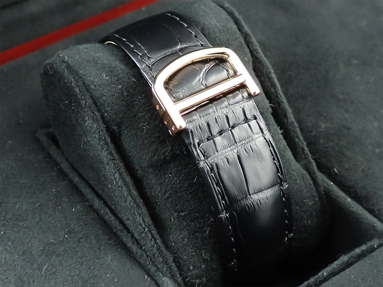 Cartier Tortue Power Reserve Date Reference 2689G